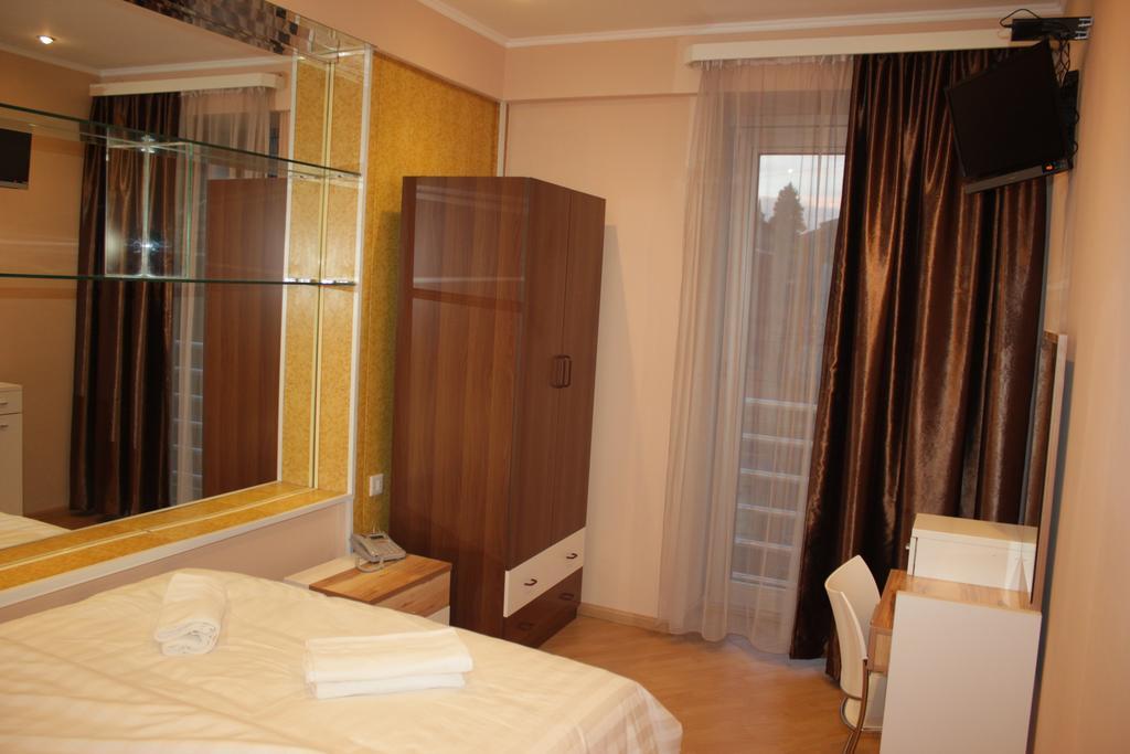 Hotel London Palace Tbilisi Camera foto